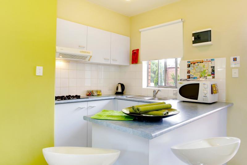 Birches Serviced Apartments Melbourne Exterior photo