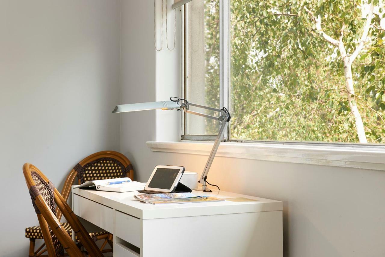 Birches Serviced Apartments Melbourne Exterior photo